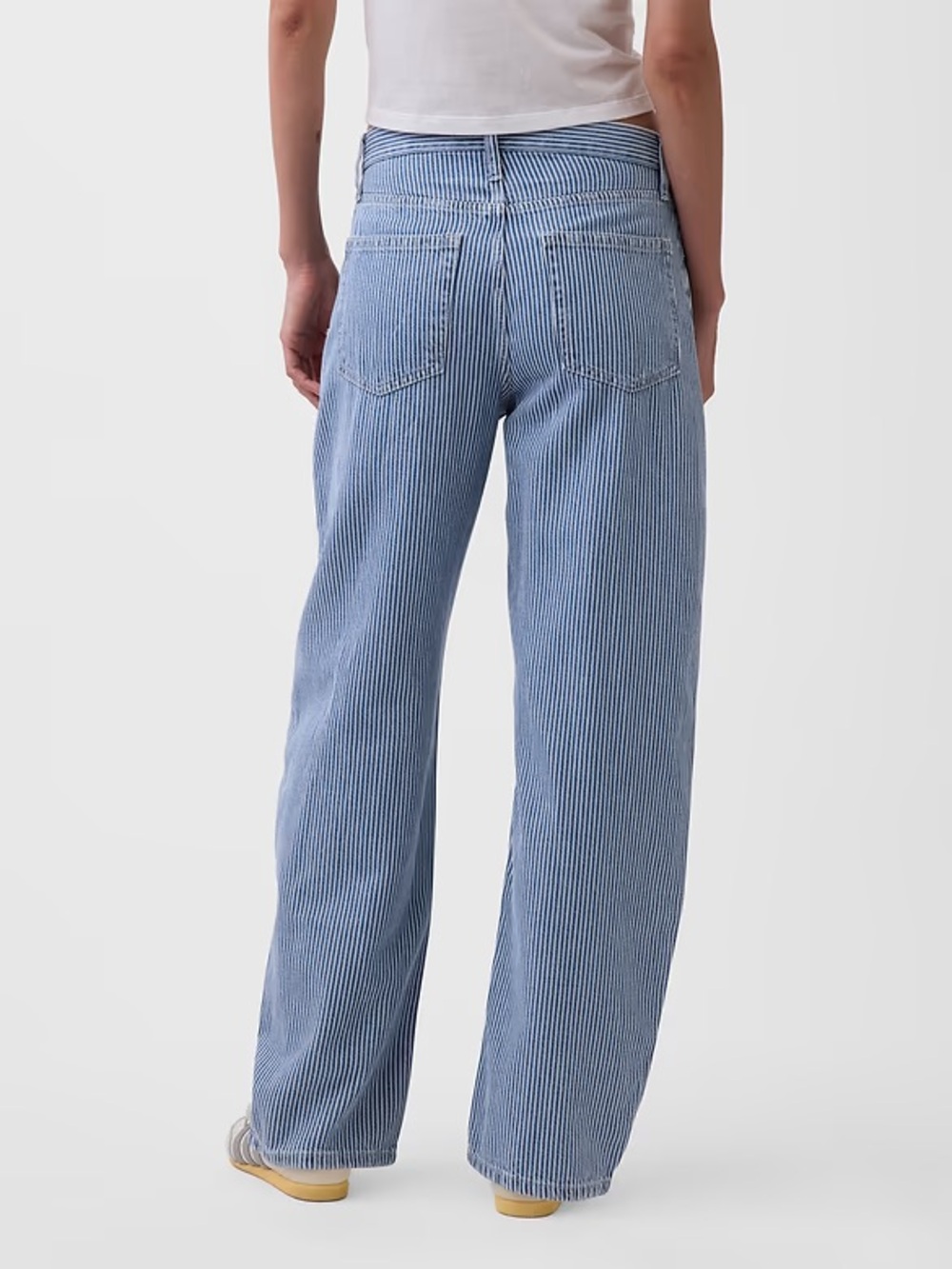 Gap NWT High Rise UltraSoft Denim Stripe Barrel Jeans Size 27 - Picture 3 of 5
